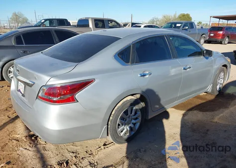 2015 Nissan Altima 2.5 S from USA, damaged, VIN 1N4AL3AP9FC100989